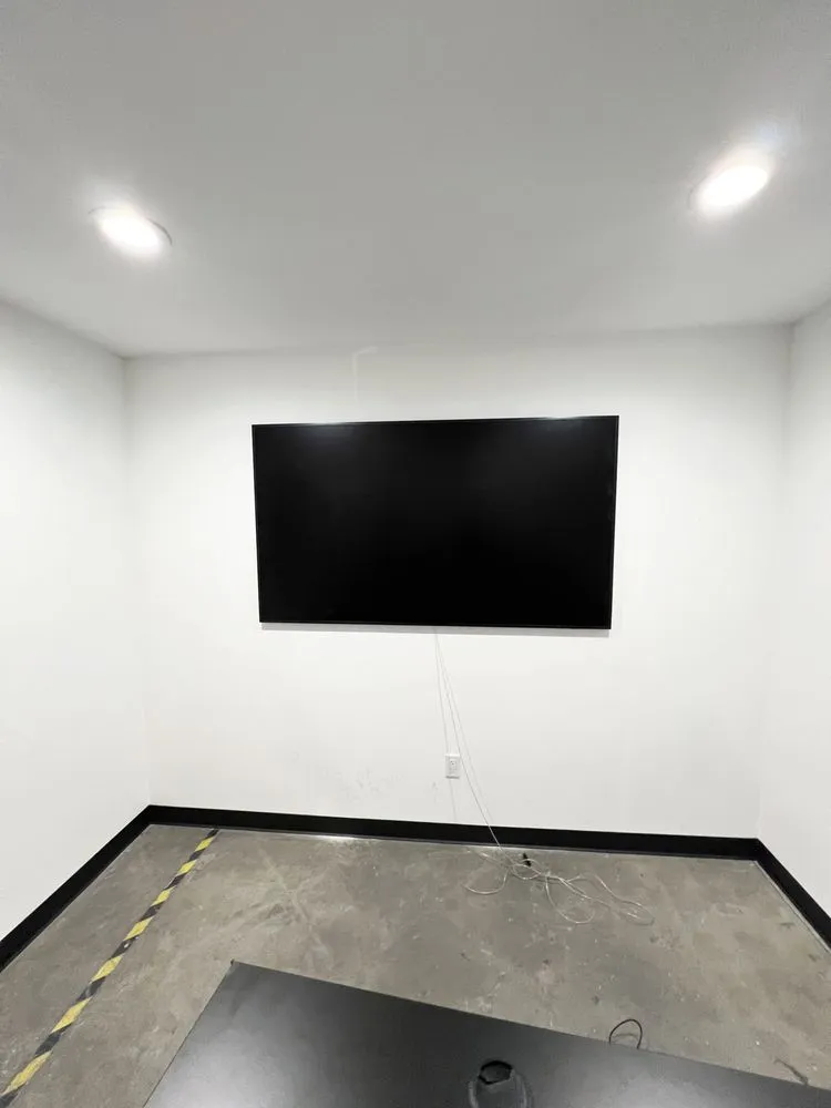 Samsung Frame TV installation in Los Angeles home, wall-mounted for a sleek modern look