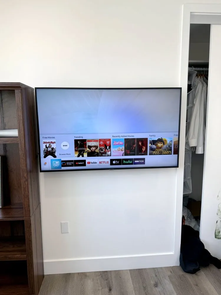 Professional TV wall installation in Los Angeles living room with concealed wiring